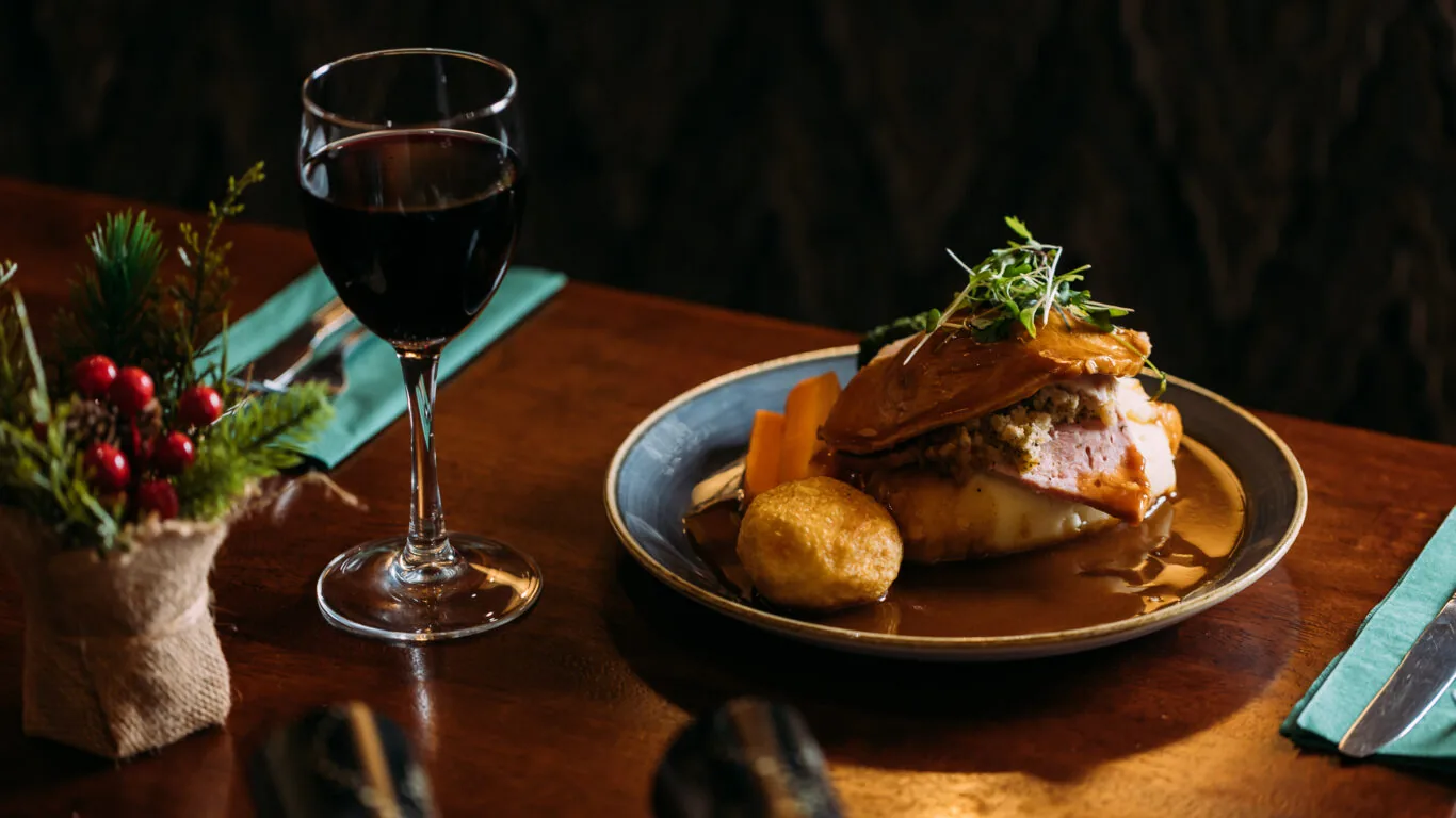 adair arms &ndash; august 2025 &ndash; small res-24